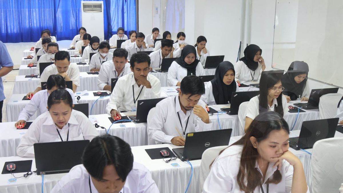 sewa laptop pusdikpom 300 Laptop
